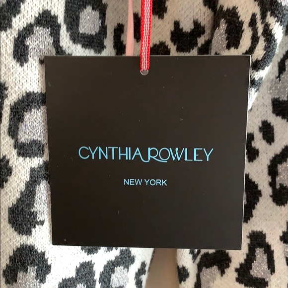 Cynthia Rowley || Leopard Print Mock Neck Sweater - Picture 4 of 8